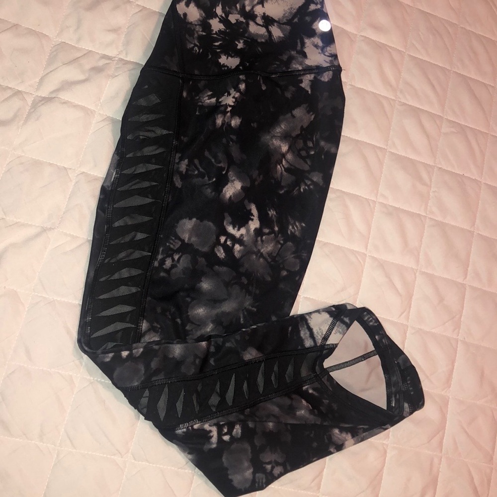 🍋 high waisted lulu leggings 🍋